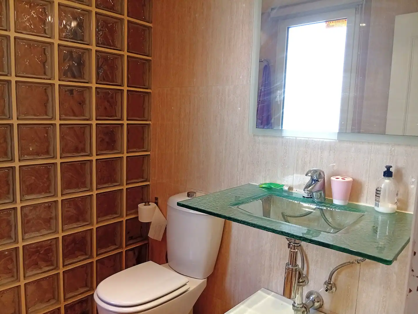 Baño de Piso en venta en Leganés con Aire acondicionado, Calefacción y Jardín privado