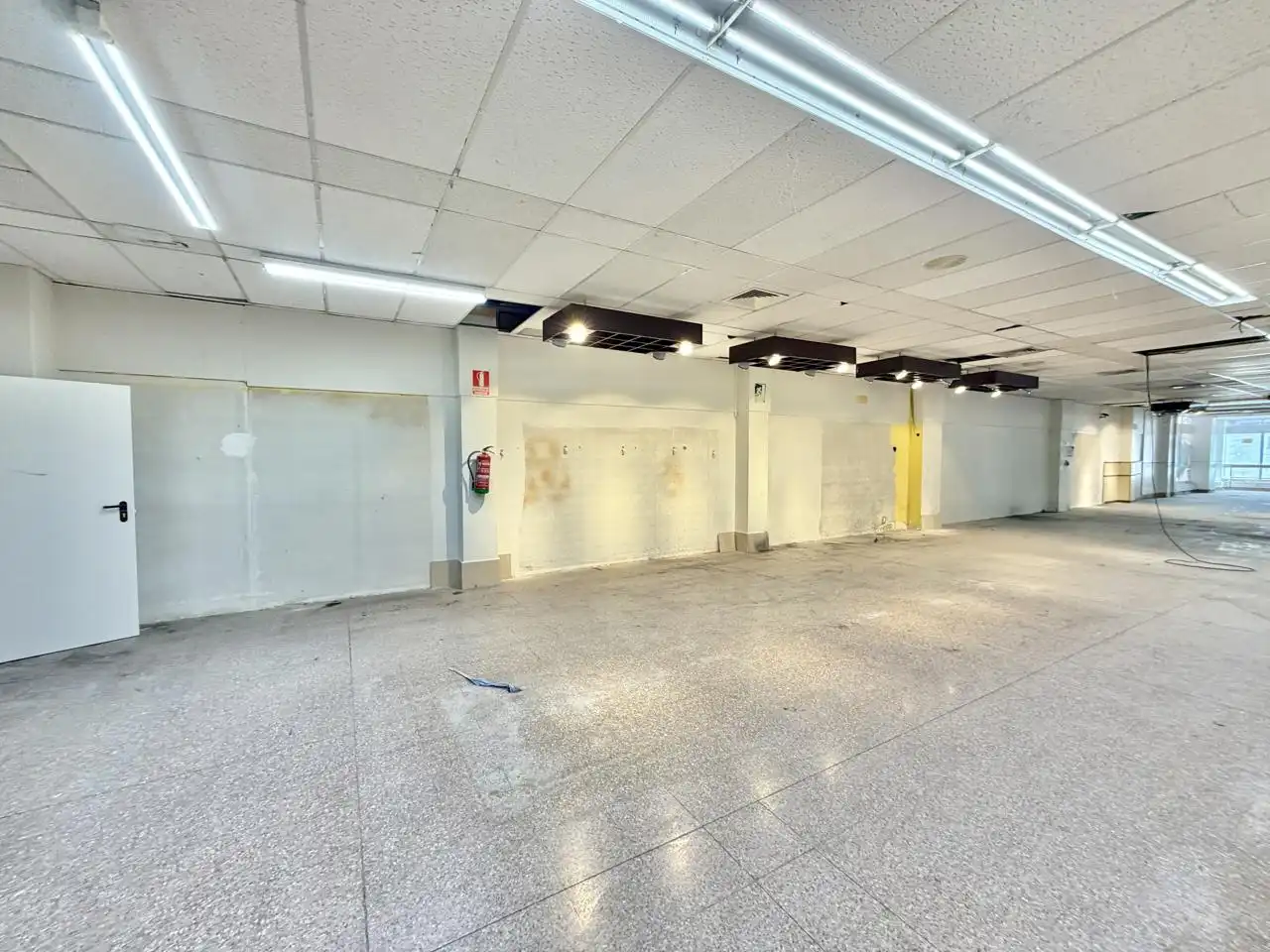 Locale commerciale in vendita a Calle Santa Clara, imagen 6