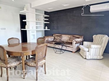 Appartement avec balcon à vendre à Plaza Ausiàs March