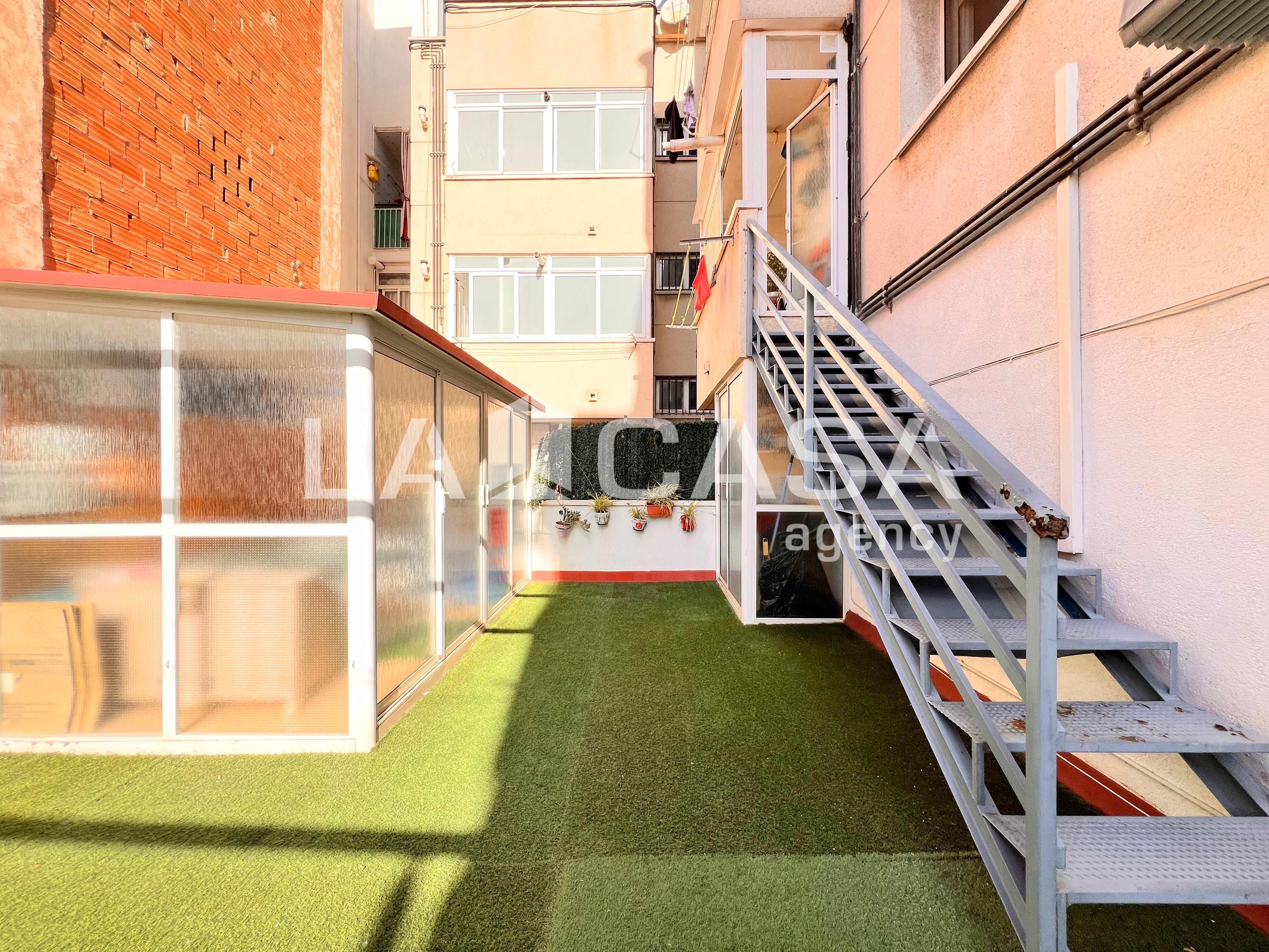 Terrassa de Pis en venda en Badalona amb Calefacció, Terrassa i Traster