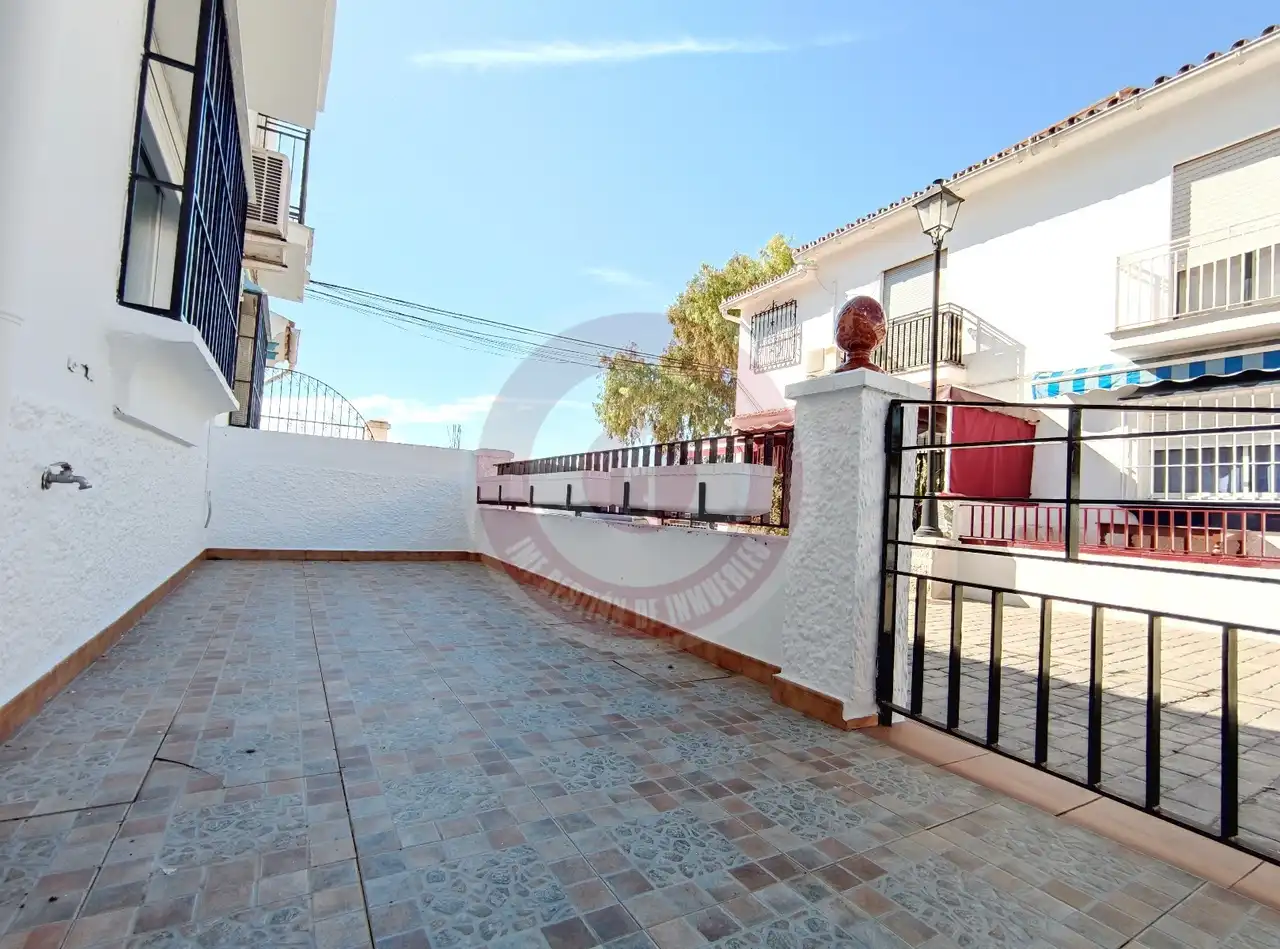 Casa adosada en venda a Calle Cruz del Cordero, 26, Norte - Barrio del Pilar - El Reñidero