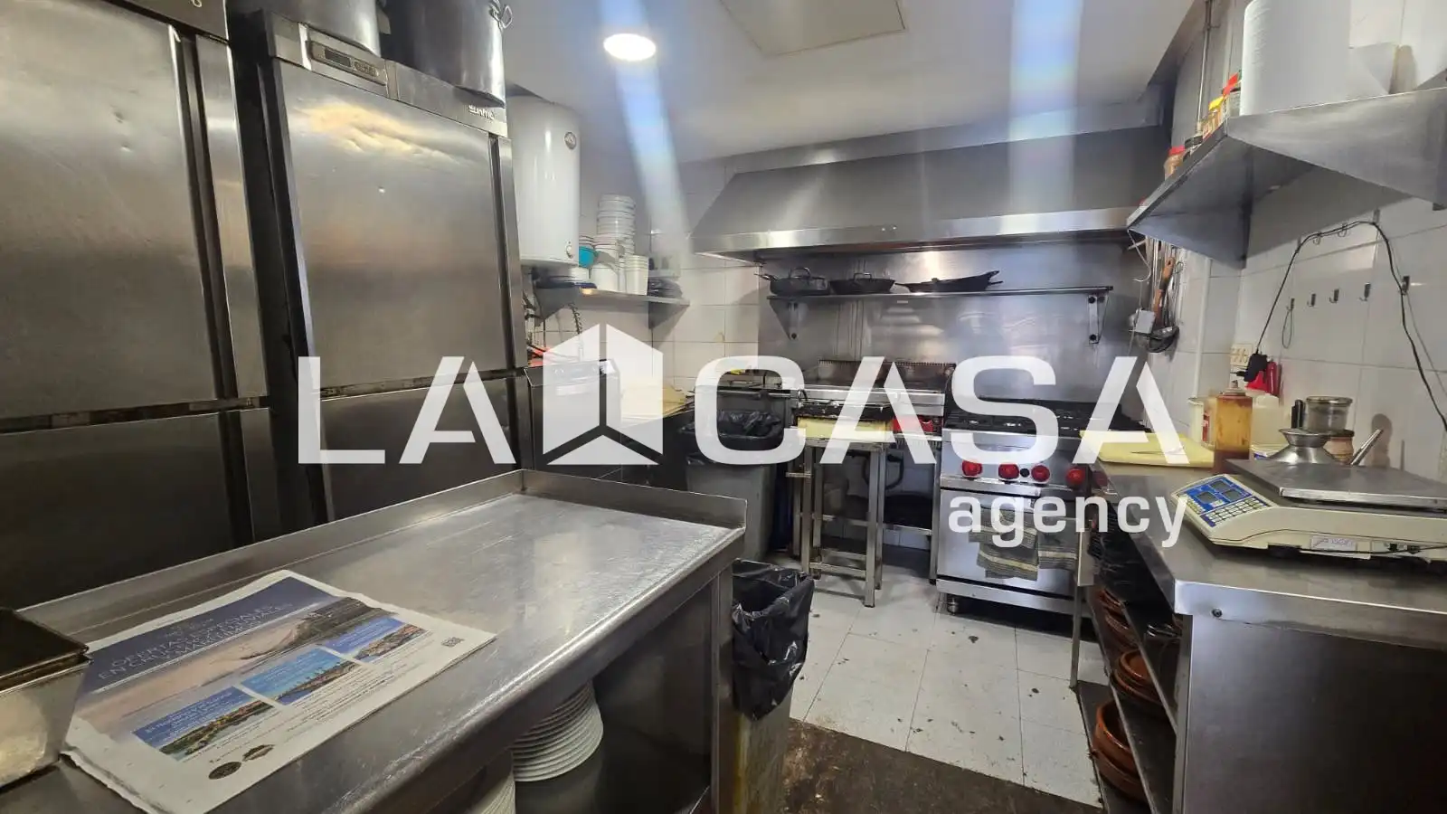Cocina de Local en venta en Barcelona