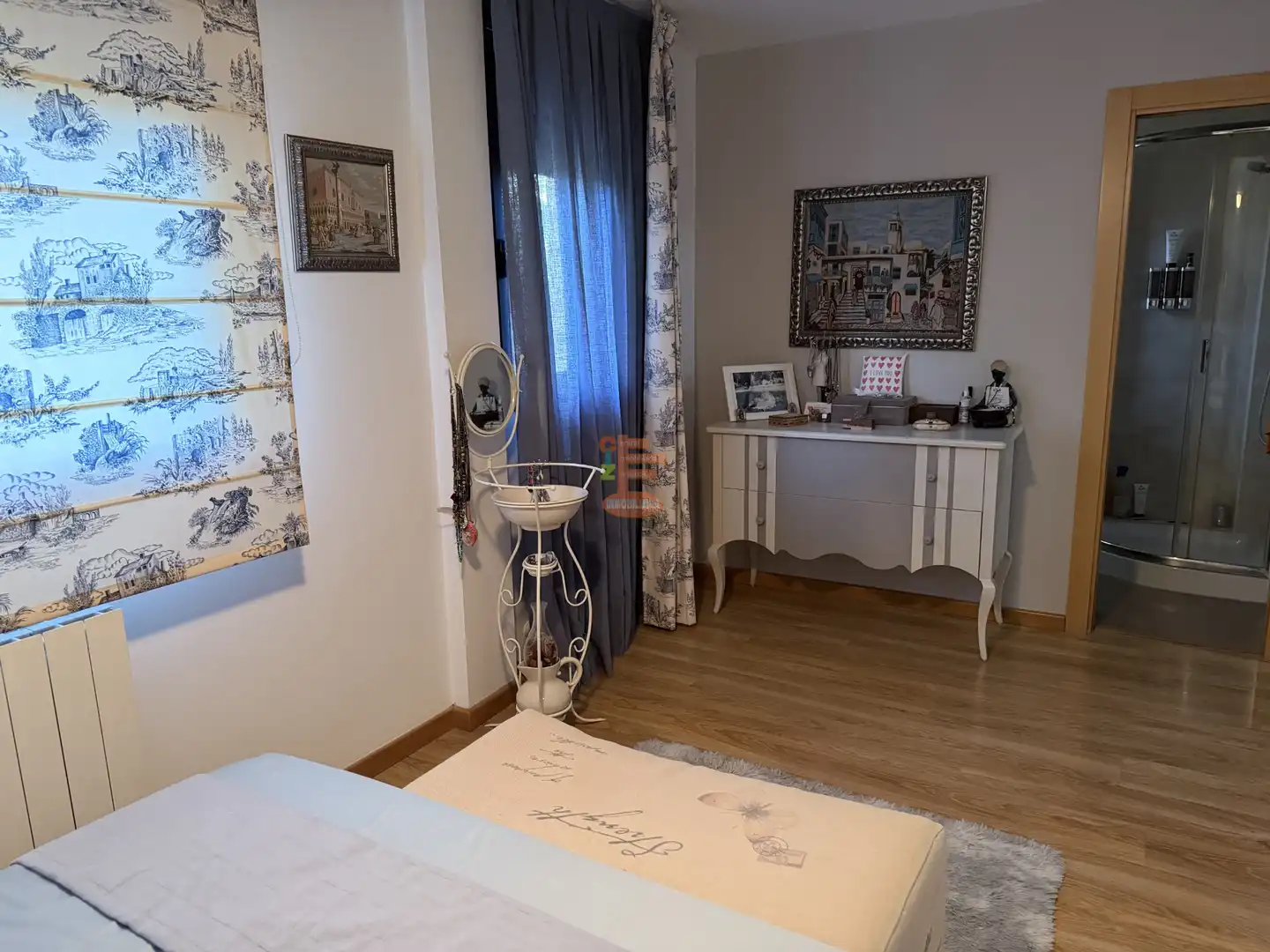 Bedroom of Houses for sale in Zaragoza  with Air Conditioner, Heating and Private garden