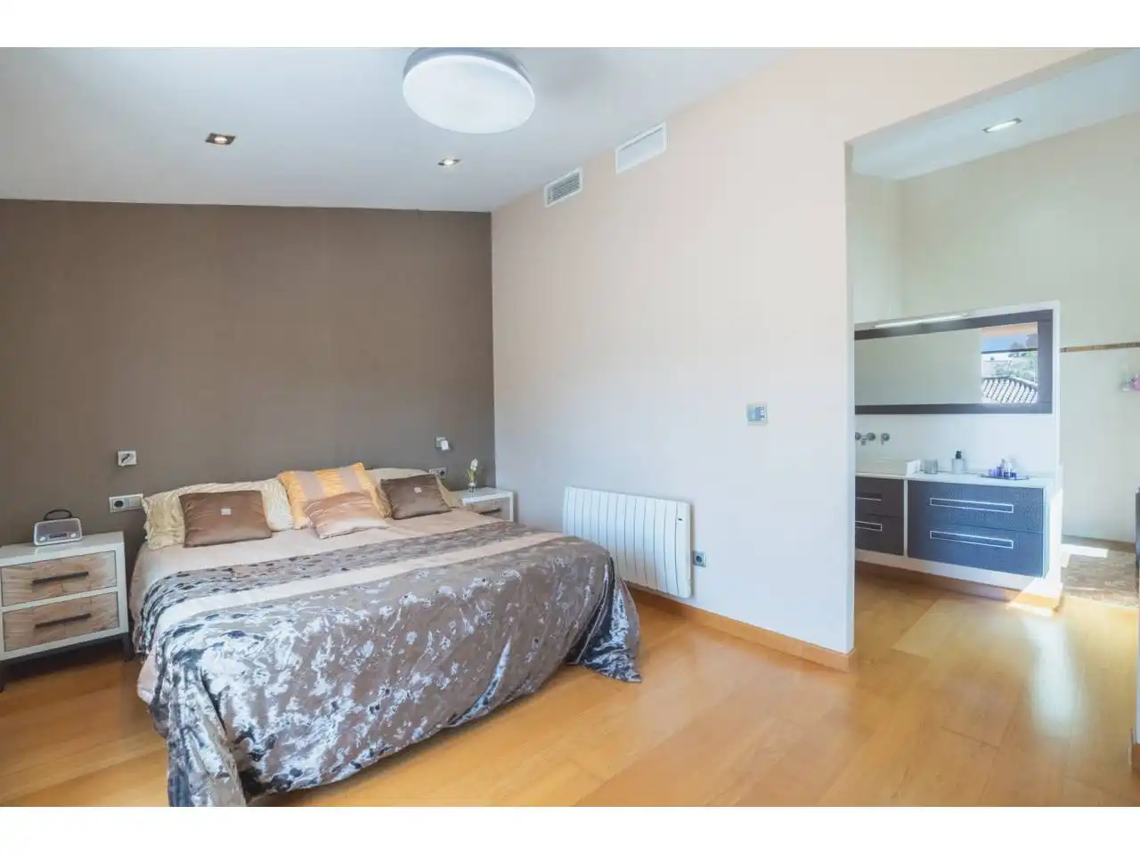 Chalet con jardín en venta en Núcleo urbano, imagen 61
