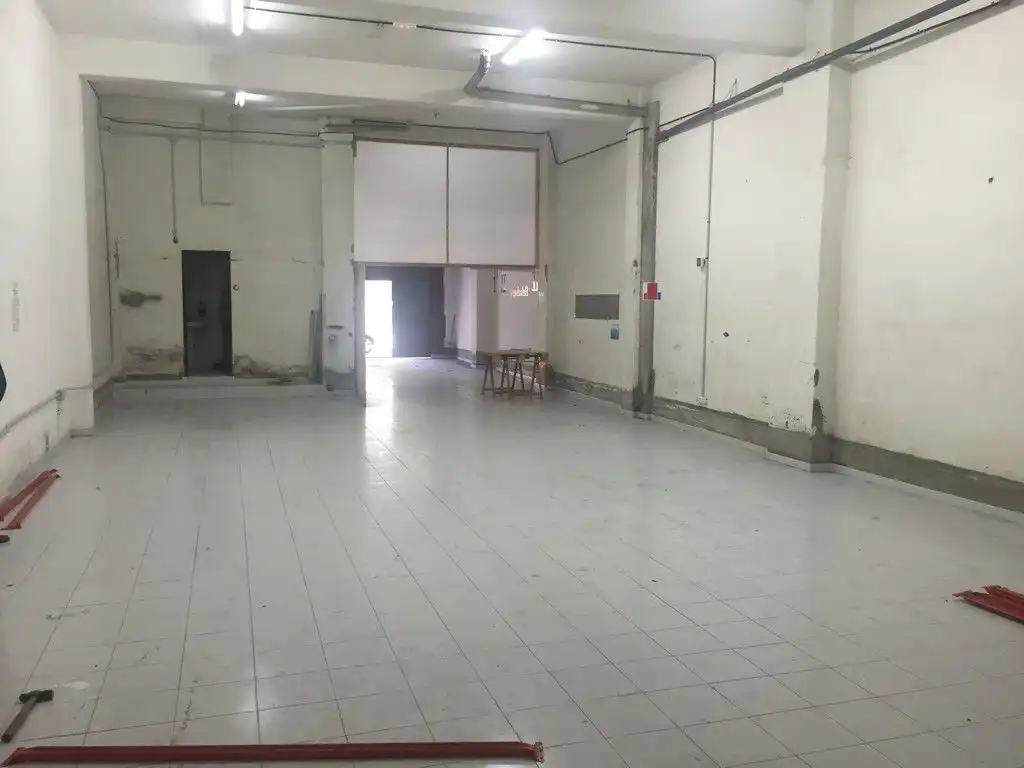 Local comercial en venda a Los Castros - Castrillón - Eiris, imagen 3