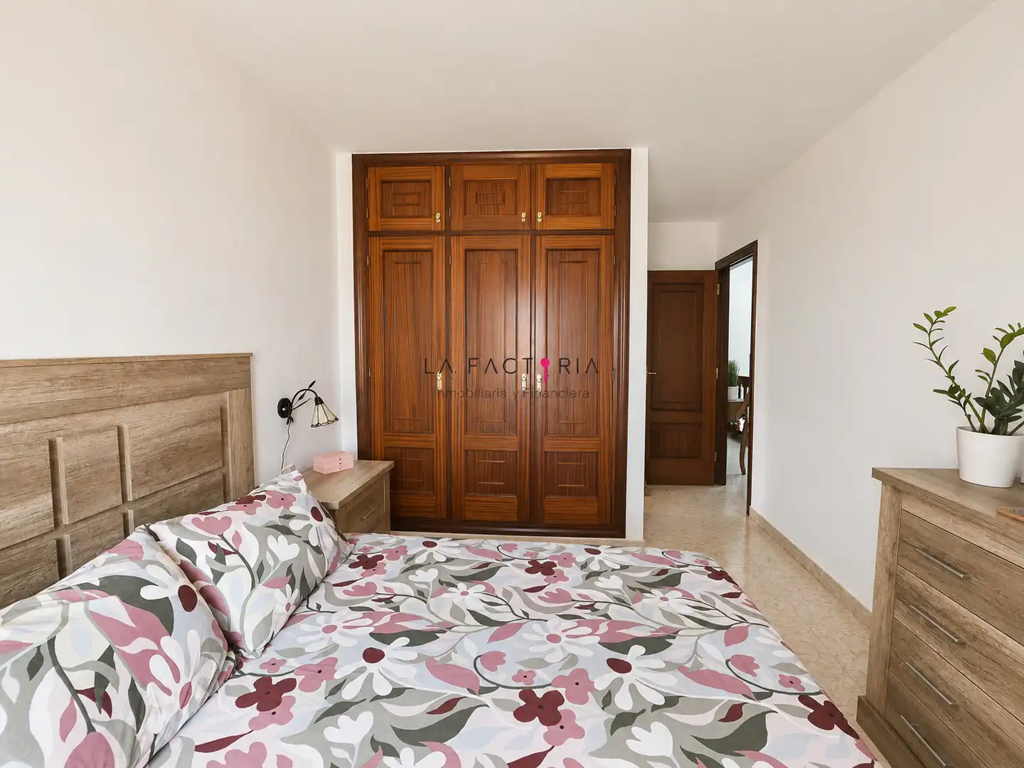 Dormitori de Casa adosada en venda en San Miguel de Abona amb Aire condicionat, Jardí privat i Terrassa