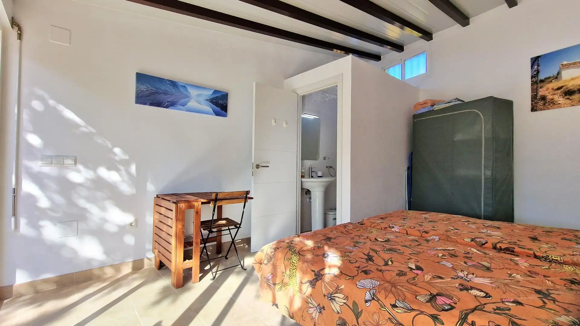 Dormitori de Finca rústica en venda en Mijas amb Jardí privat i Alarma