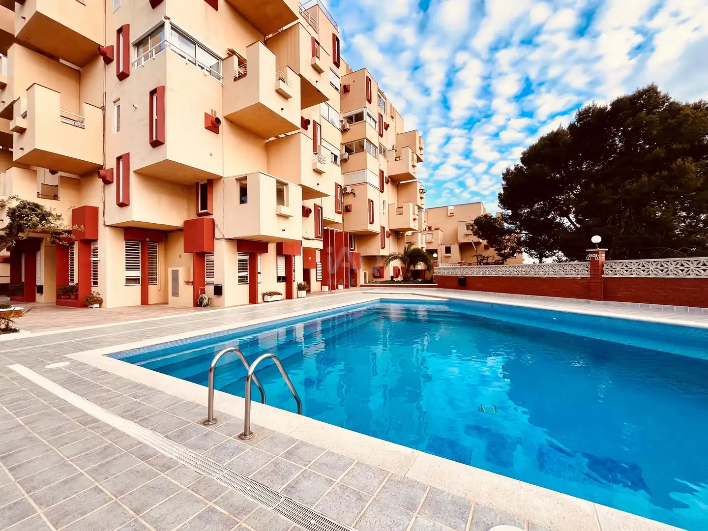 Piscina de Pis en venda en Sant Pere de Ribes amb Aire condicionat, Calefacció i Terrassa