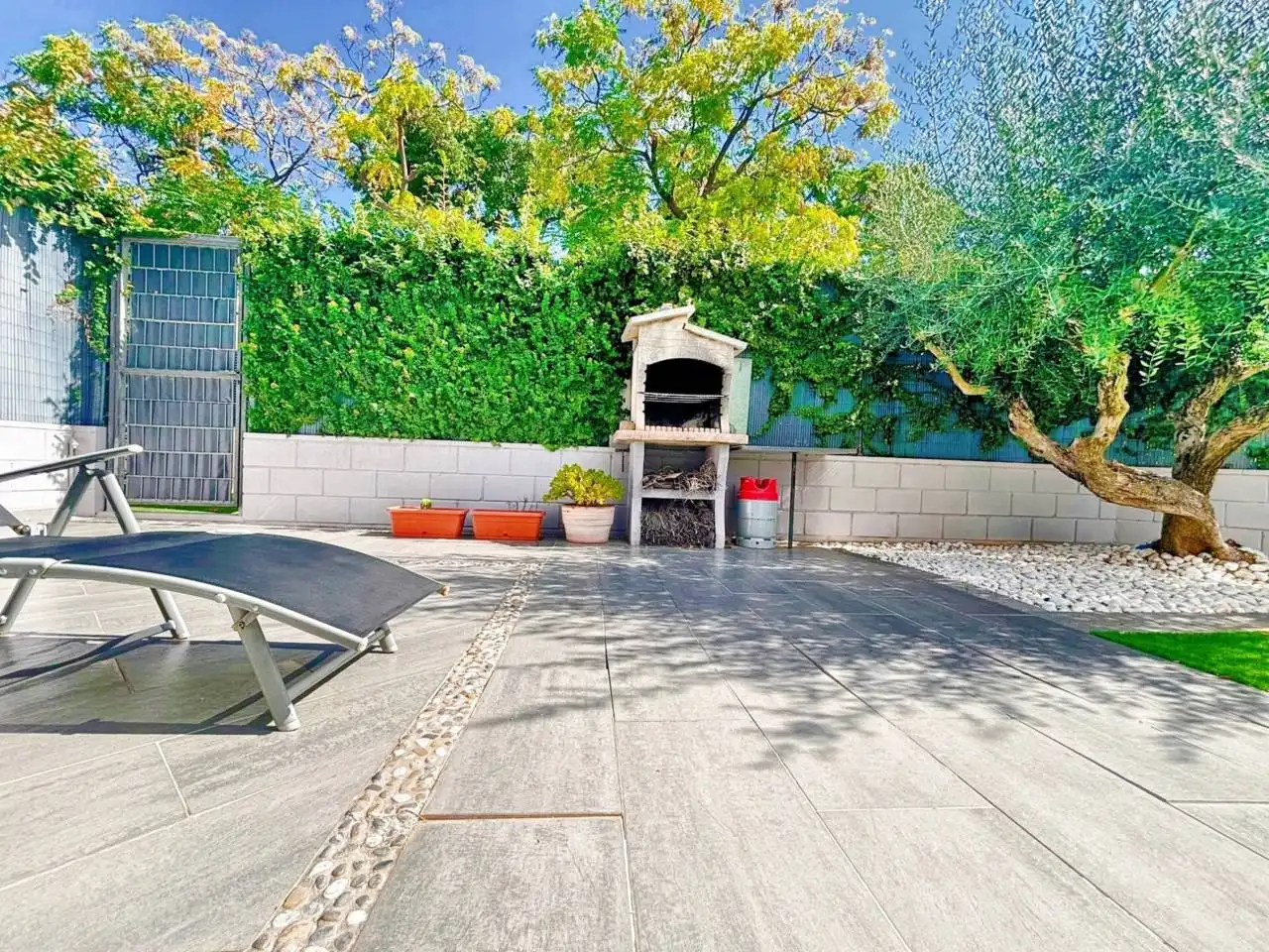 Terraza de Dúplex en venta en Martinica – Ateneu