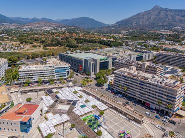Apartamento con piscina en venta en JOSE SARAMAGO-PTO BANUS 1