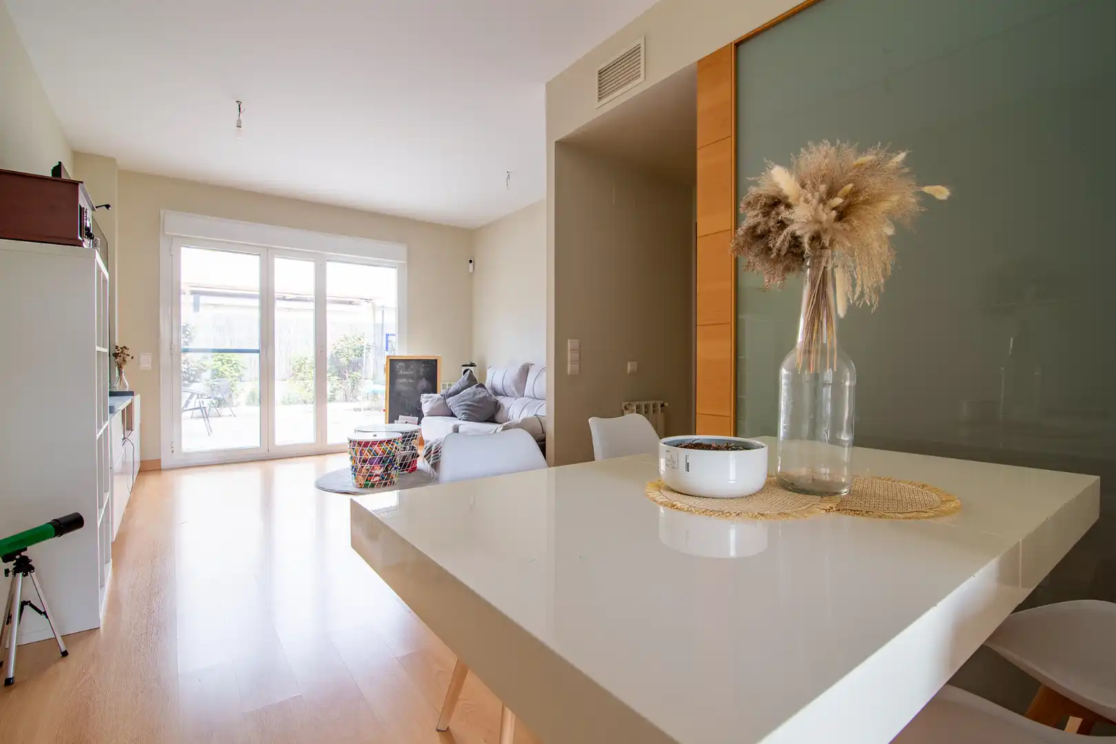 Living room of Houses for sale in Móstoles  with Air Conditioner, Heating and Terrace