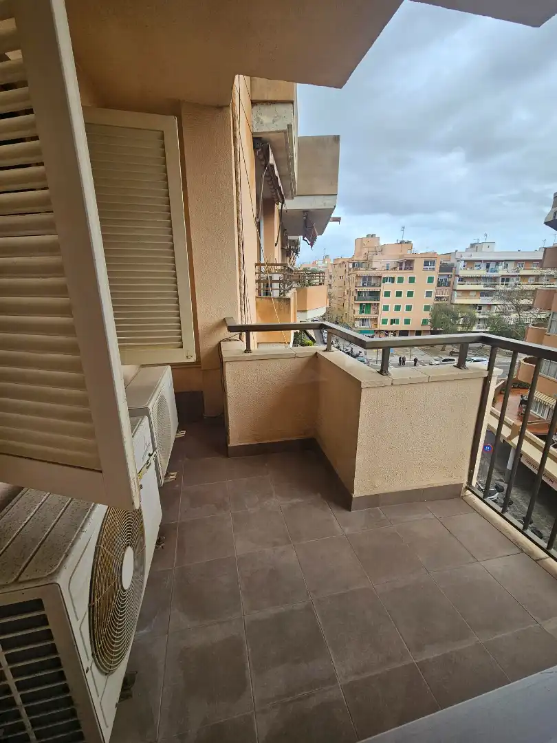 Piso de alquiler en Carrer d'Isaac Albéniz, Son Oliva