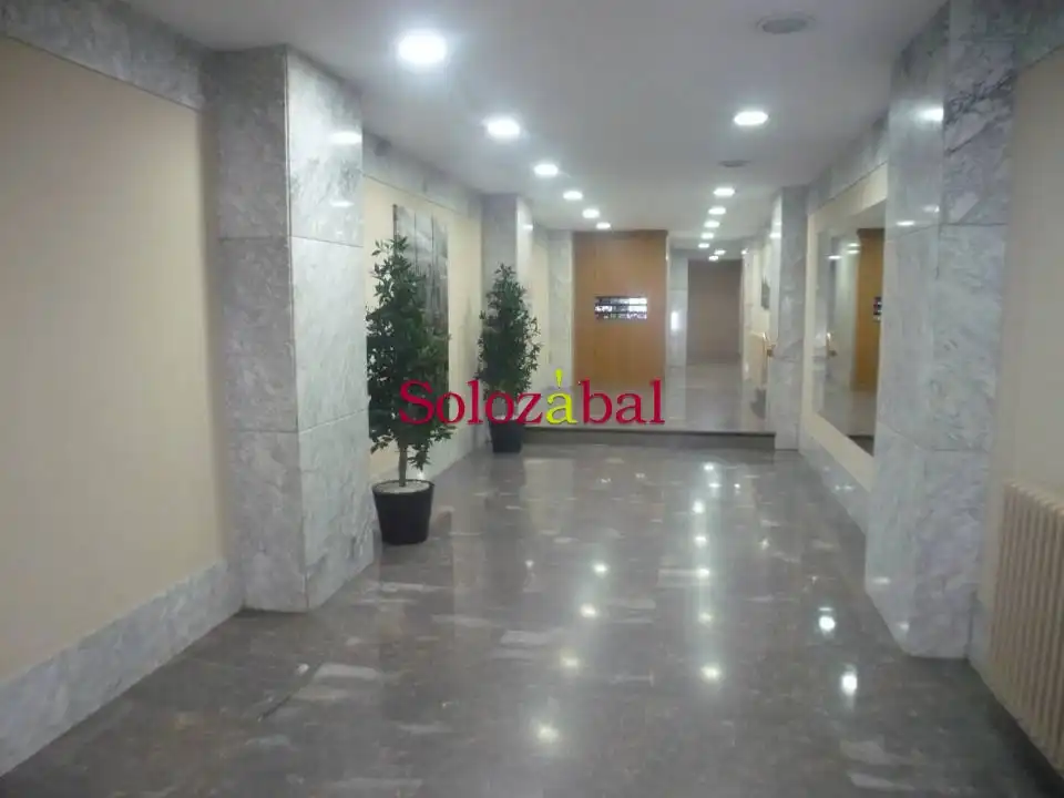 Büro mit Aufzug zur Miete in Logroño - Avenida Gran Vía Juan Carlos I, imagen 16