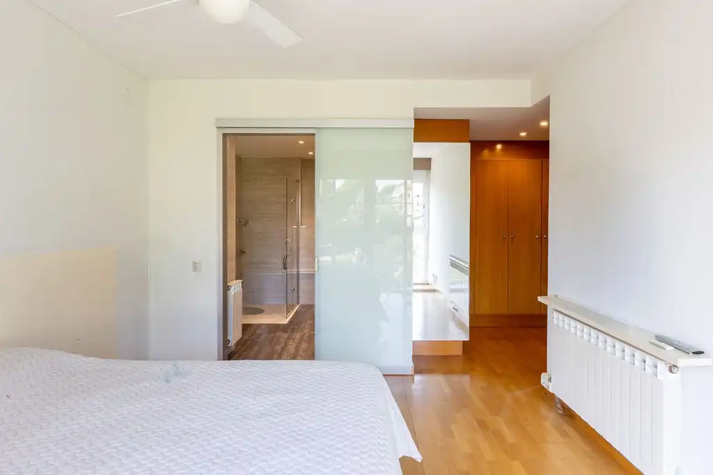 Schlafzimmer von Wohnung zur Miete in Sant Andreu de Llavaneres mit Schwimmbad