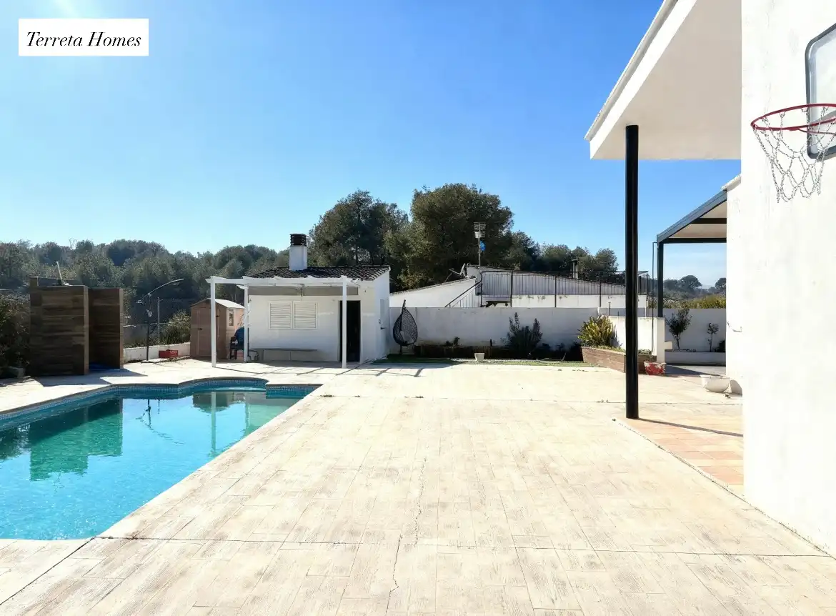 Villa avec terrasse à vendre à Urbanización Mas Pavía 1, imagen 3