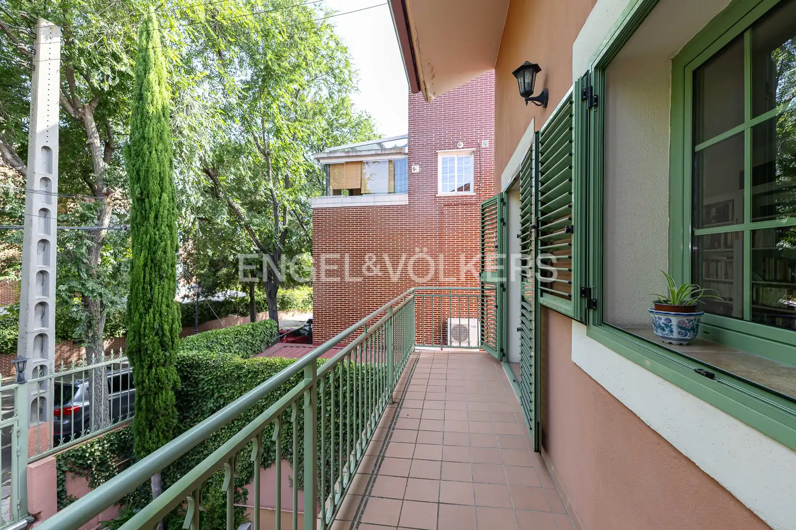 Exterior view of Detached homes for sale in Madrid  with Air Conditioner, Heating and Private garden
