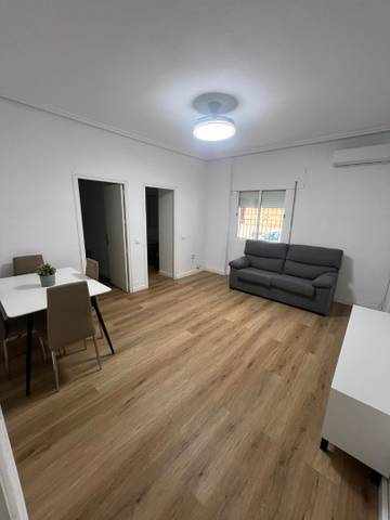 Piso en Alquiler en Calle Fuensanta en Guadalupe