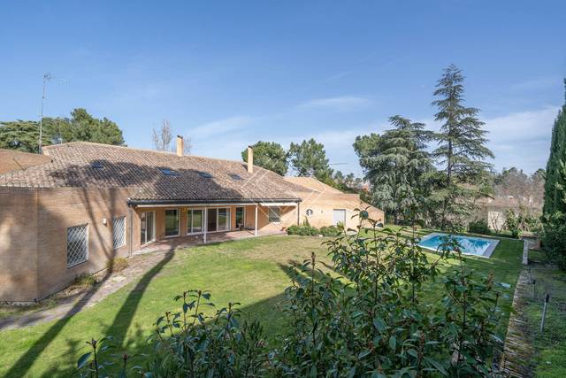 Casa-chalet en Venta en Calle de Hoyos del Espino en Ciudad Universitaria