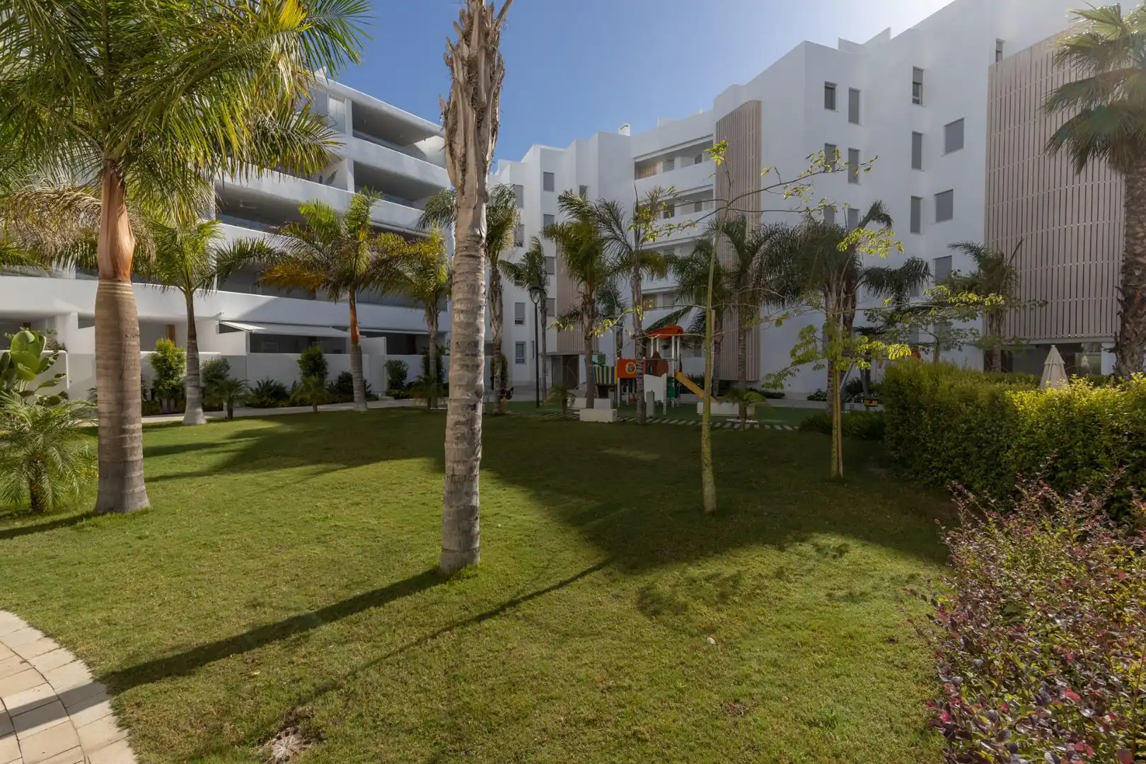 Flat for sale in Playa de Granada