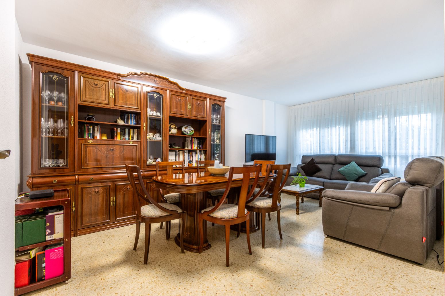 Sala d'estar de Pis en venda en Terrassa amb Calefacció i Balcó