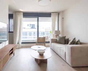 Sala d'estar de Apartament de lloguer en Badalona amb Aire condicionat