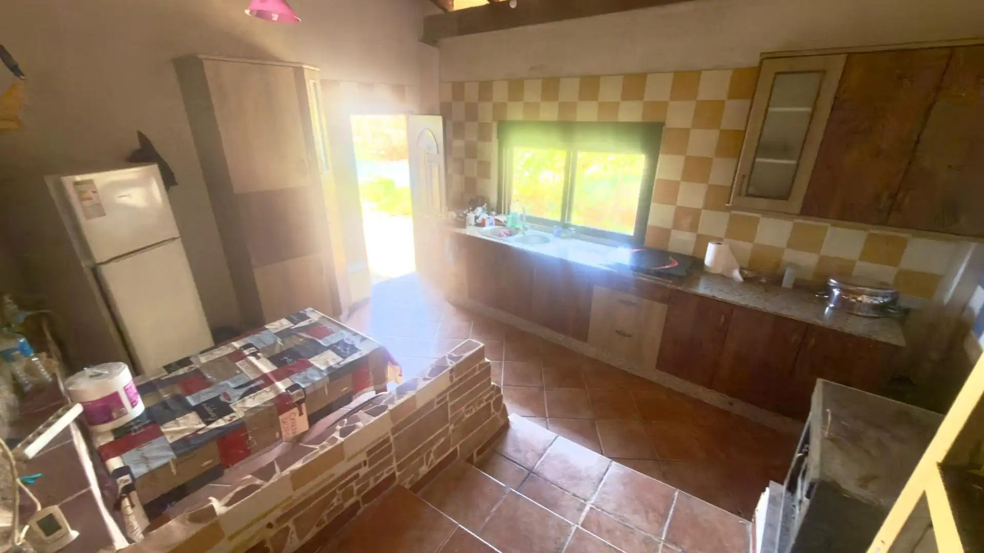Cuina de Finca rústica en venda en Castrelo de Miño amb Jardí privat, Terrassa i Moblat