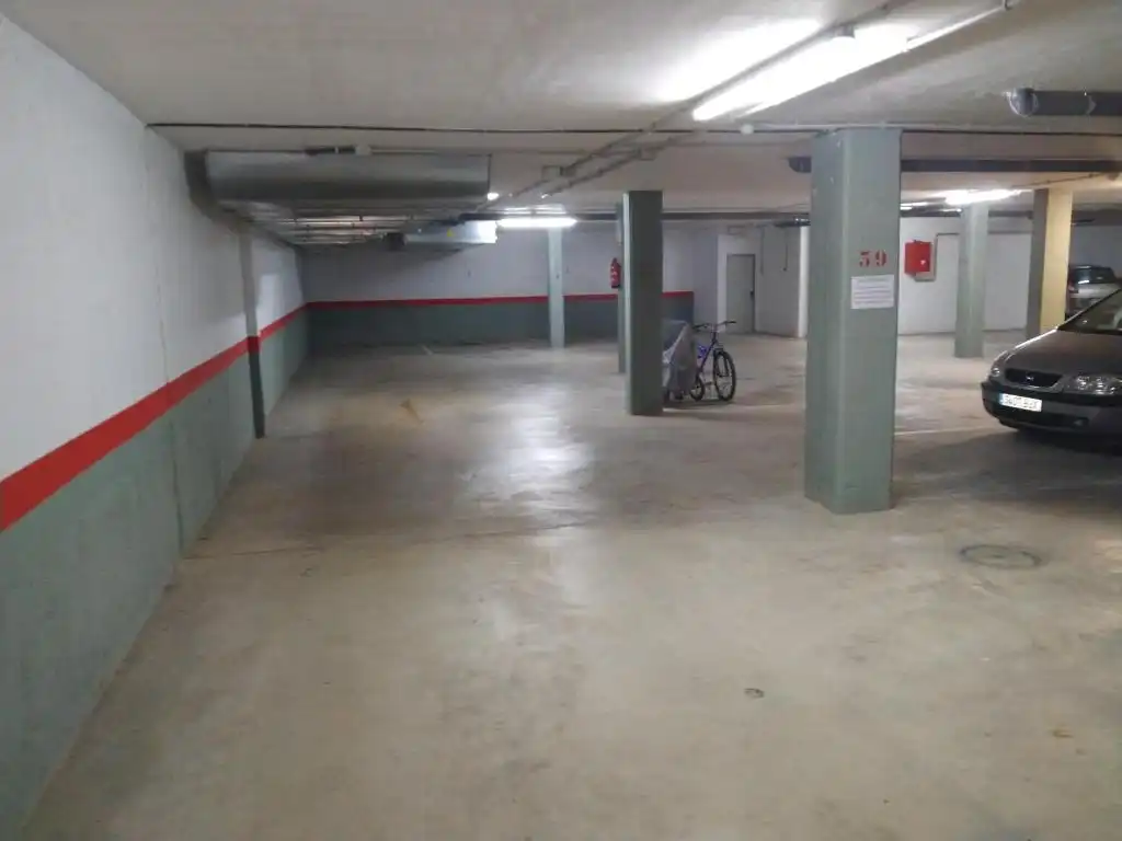 Aparcament de Garatge en venda en L'Aldea