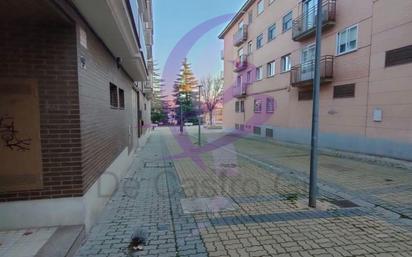 Vista exterior de Pis en venda en Salamanca Capital amb Calefacció, Jardí privat i Terrassa