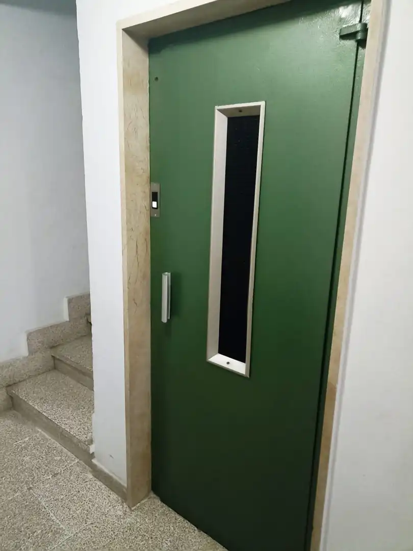 Apartamento con ascensor en venta en Paseo Marítimo Rey de España, imagen 24