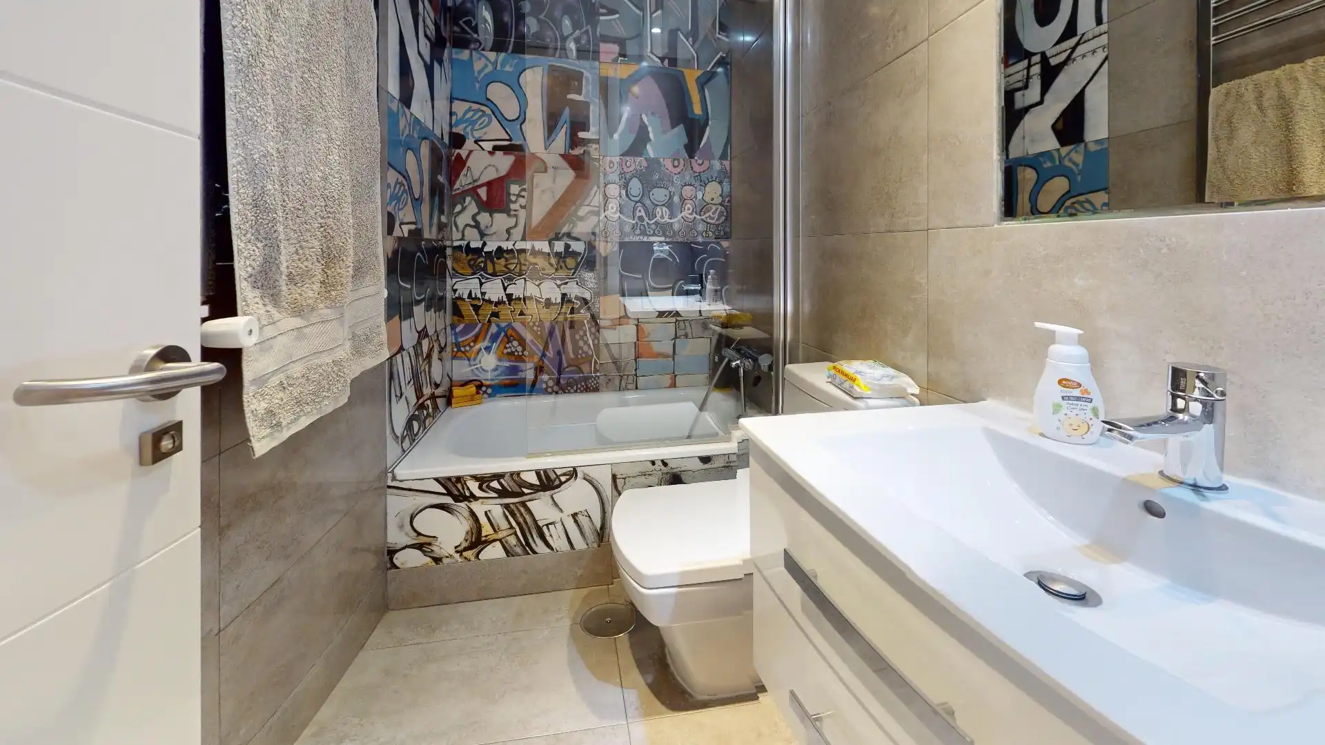 Baño de Piso en venta en Madrid con Aire acondicionado y Calefacción