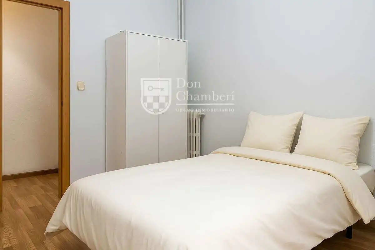 Habitación de Piso en venta en Madrid con Aire acondicionado, Calefacción y Amueblado