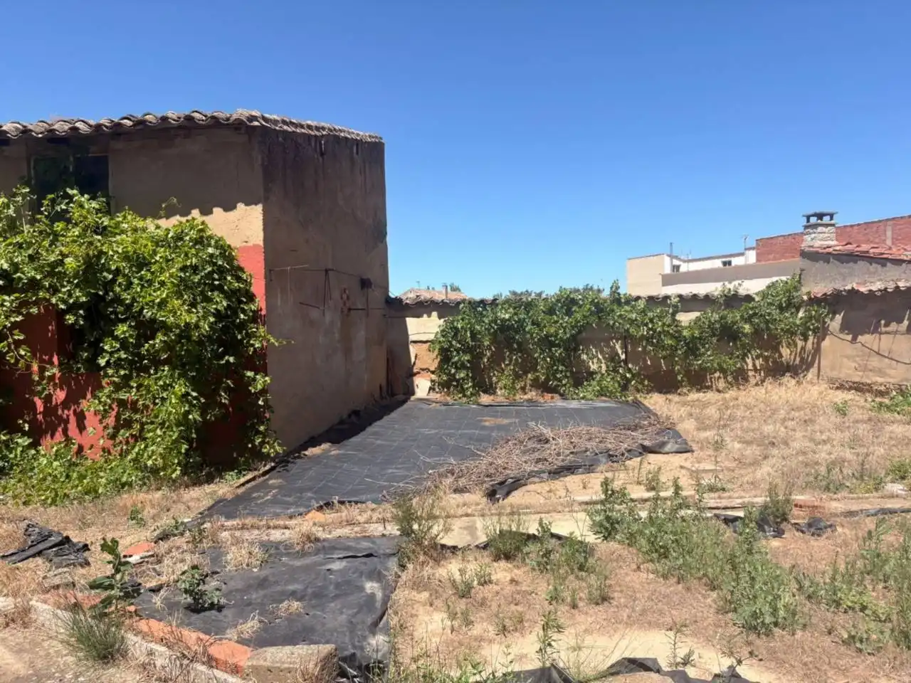 Casa o xalet en venda en Melgar de Fernamental amb Jardí privat