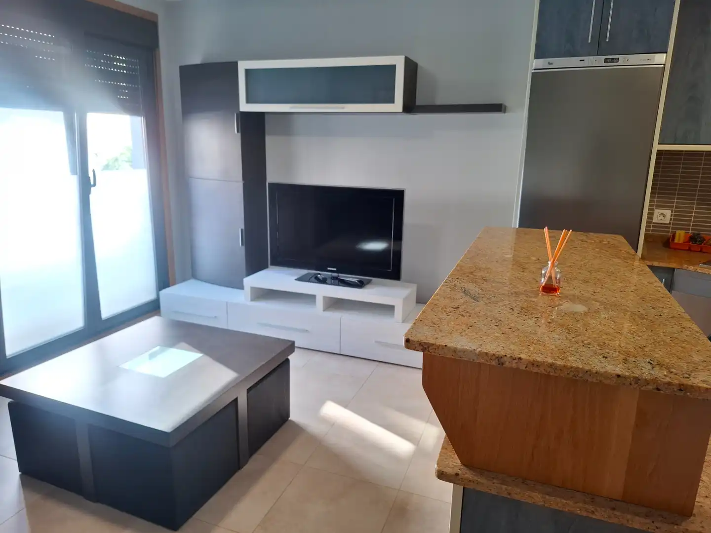 Sala de estar de Piso en venta en Burela con Calefacción y Amueblado
