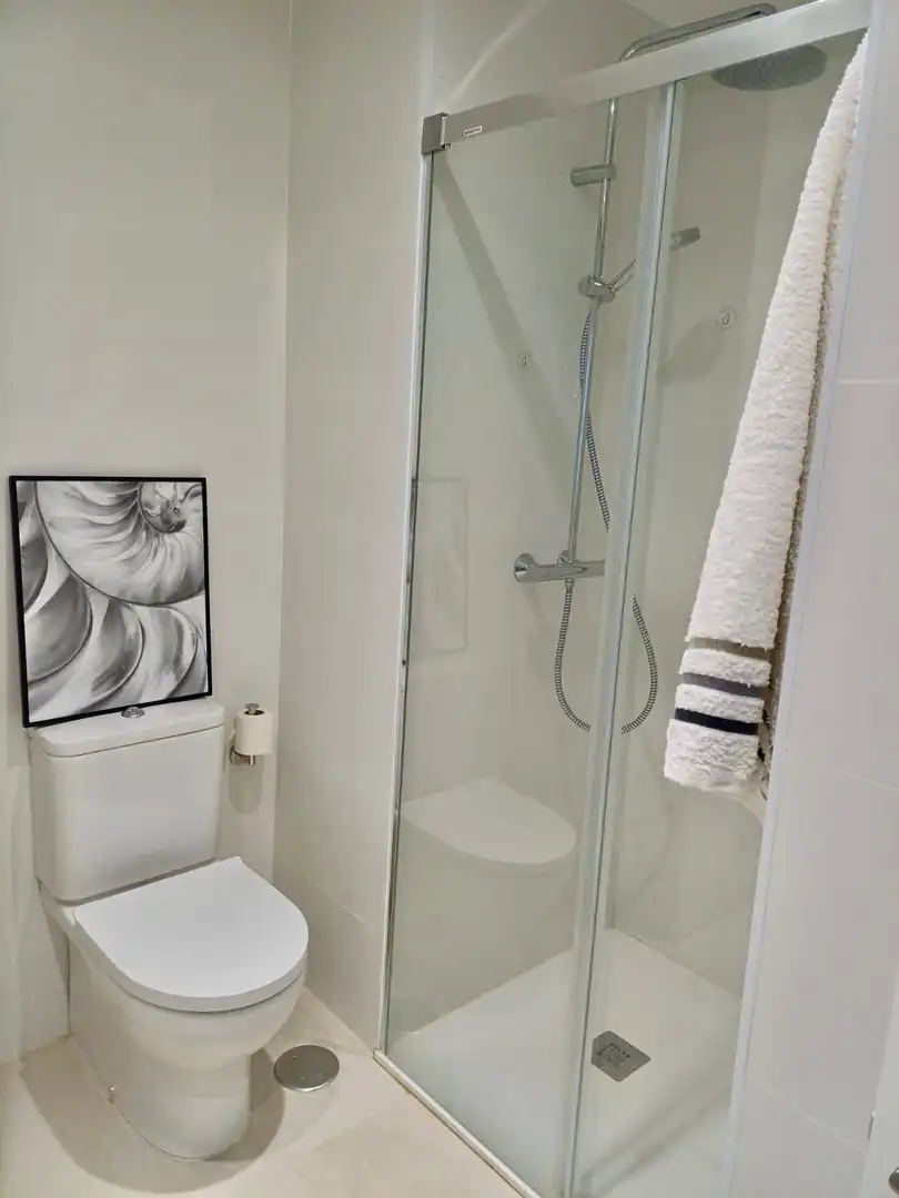 Baño de Apartamento en venta en Tarifa con Aire acondicionado, Calefacción y Terraza