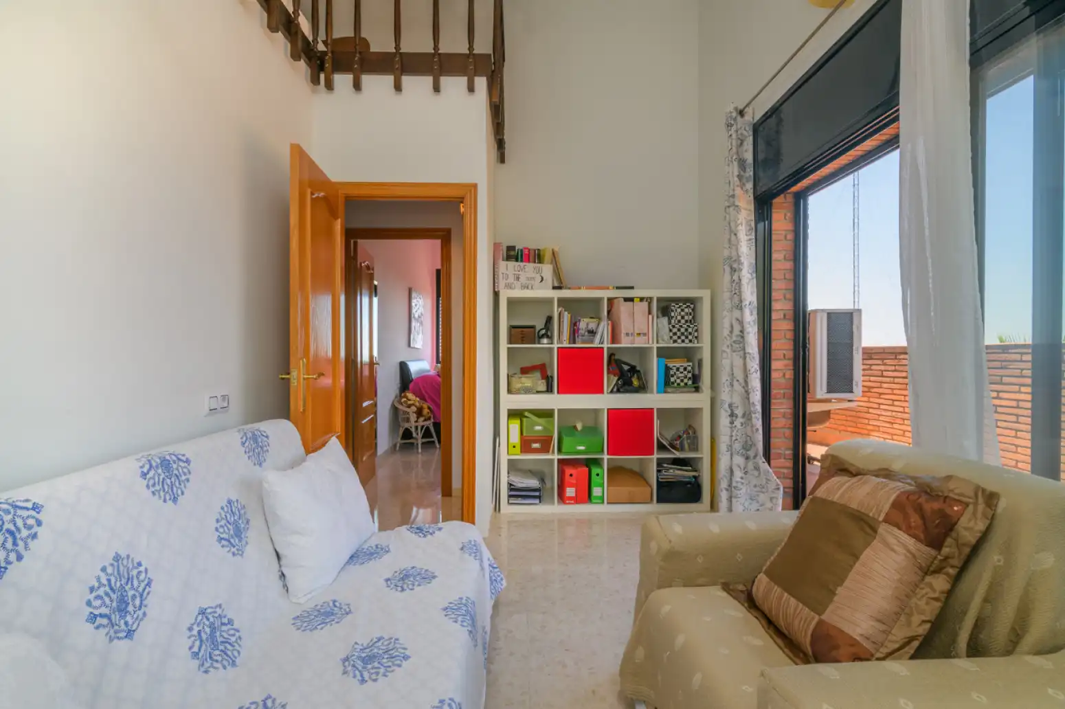 Sala de estar de Casa o chalet de alquiler en Viladecans con Terraza, Piscina y Balcón