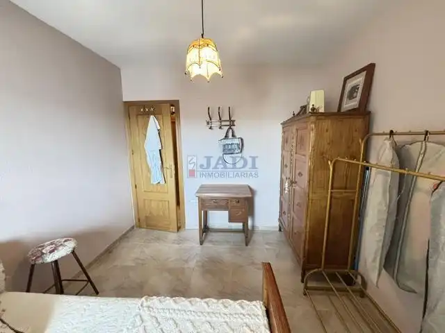 Habitación de Dúplex en venta en Valdepeñas, Ciudad Real