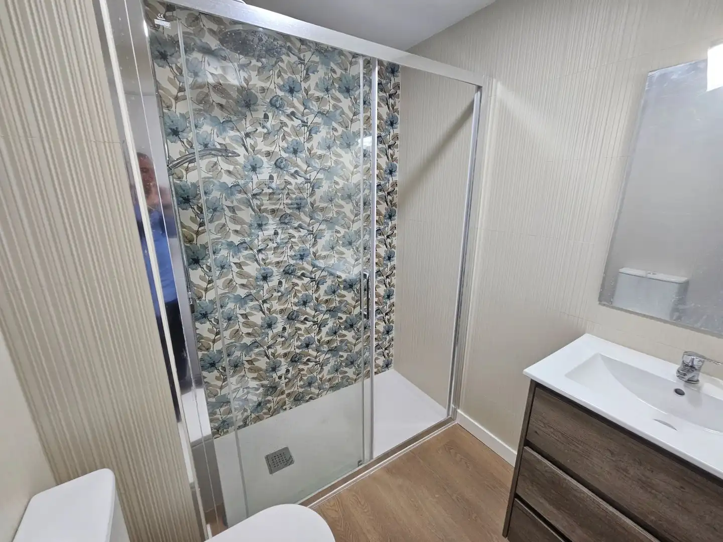 Baño de Piso de alquiler en Madrid con Aire acondicionado y Calefacción