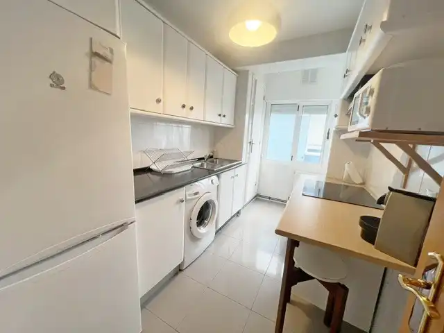 Kitchen of Flat for rent in Santander  with Heating, Parquet flooring and Furnished