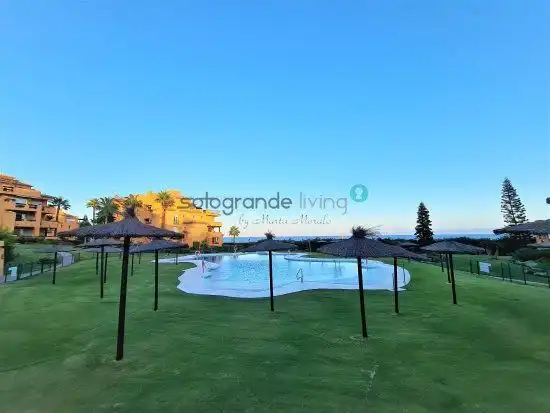 Apartament amb piscina en venda a El Castillo, imagen 20