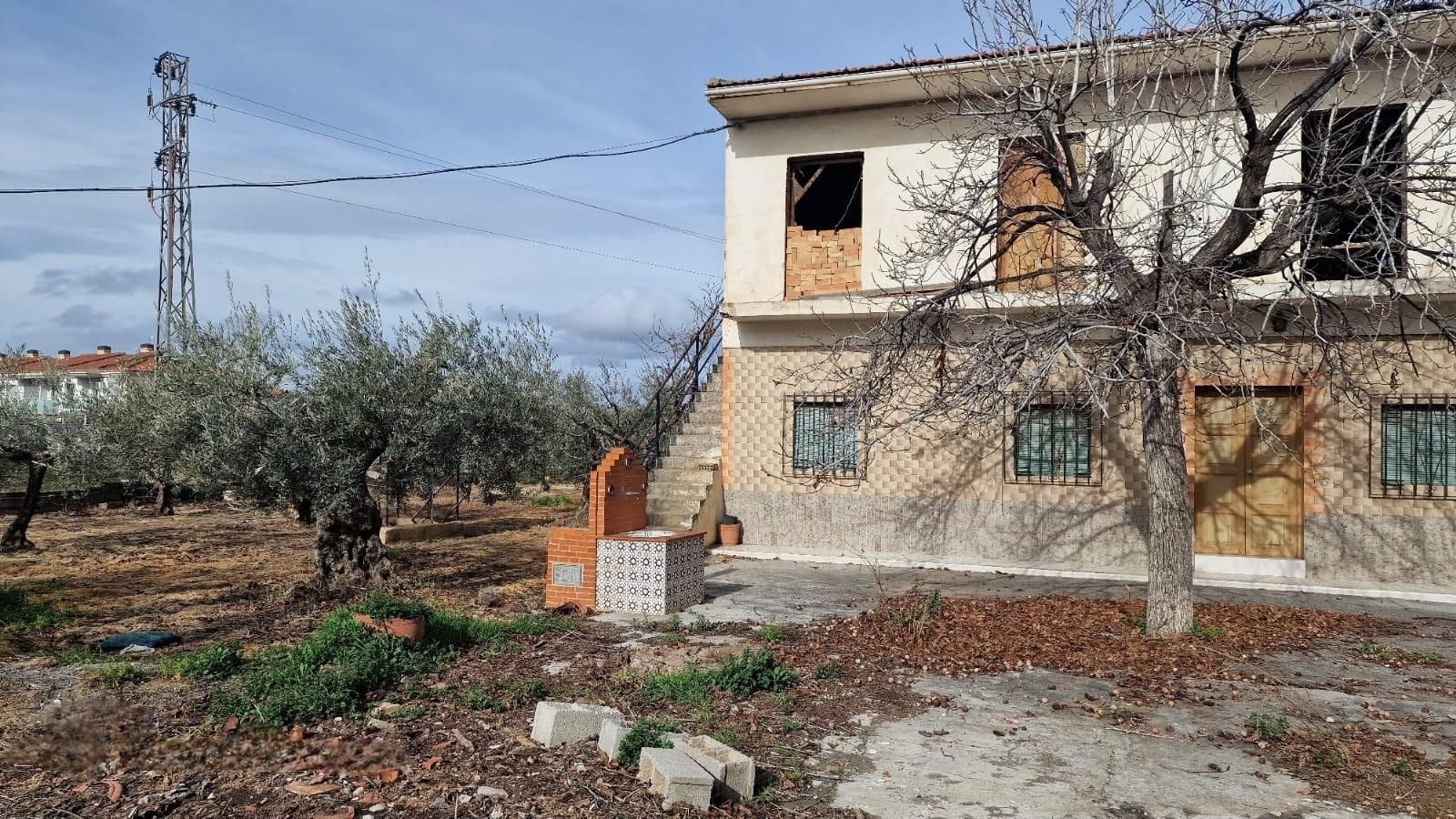 Country house for sale in Alhendín