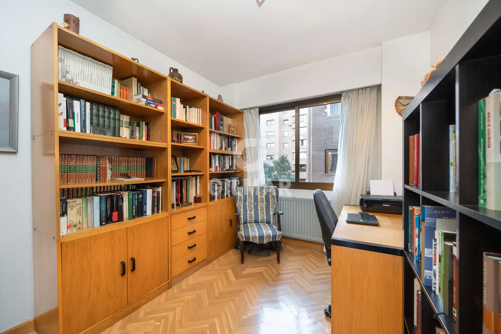 Bedroom of Flat for sale in Madrid  with Heating, Private garden and Storage room