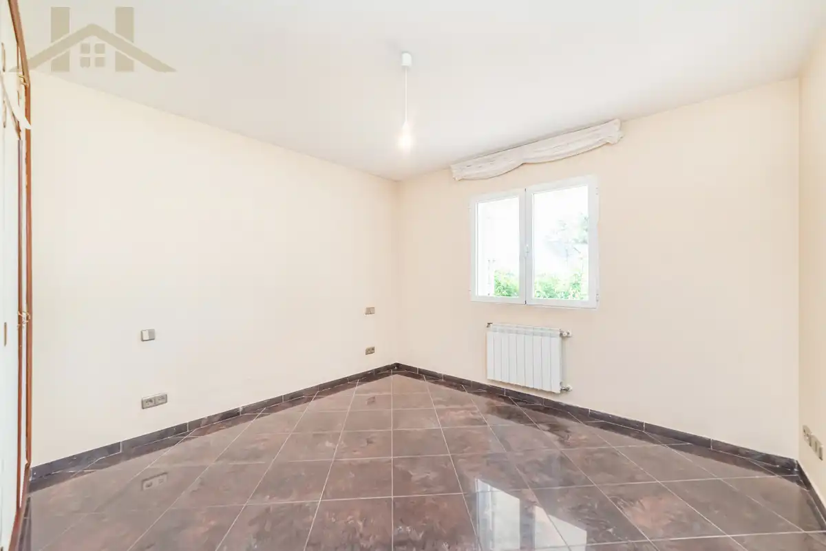 Houses for rent in Calle Cedros, Zona Monte El Pilar