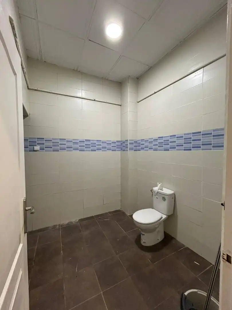 Business premises to rent in C. RamÃ³n y Cajal, imagen 9