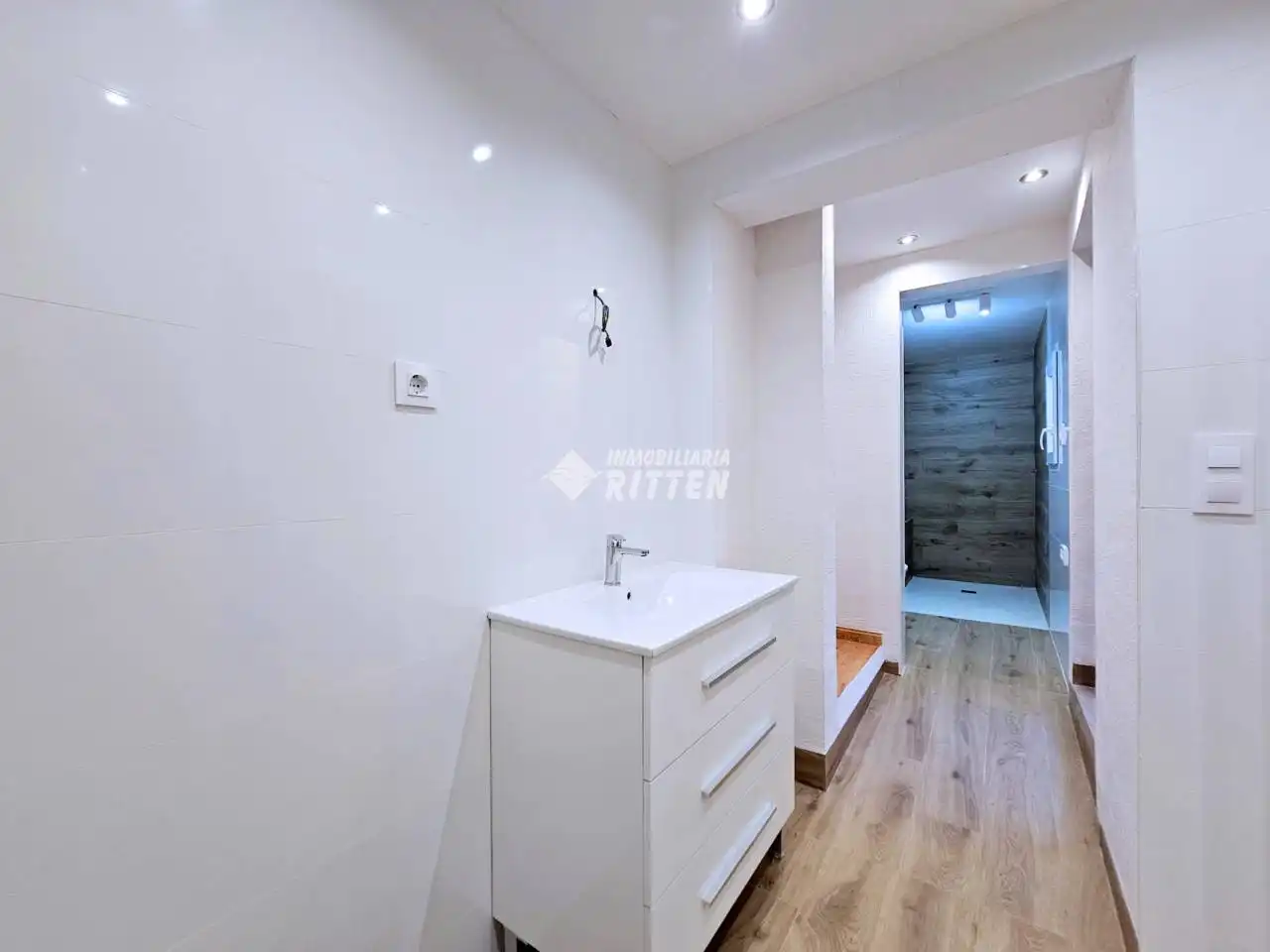 Bathroom of Houses for sale in Cartagena  with Air Conditioner and Terrace