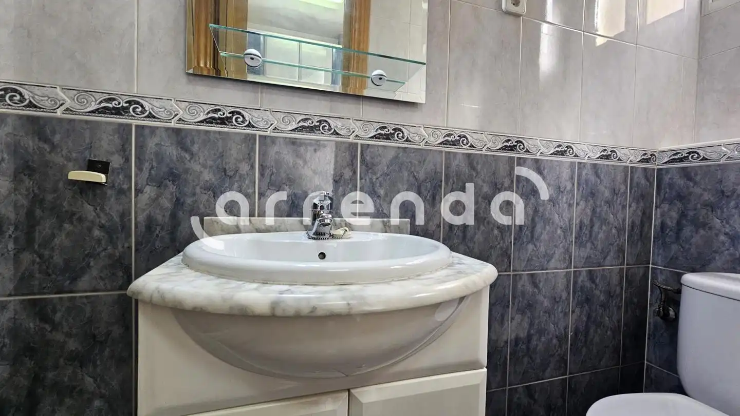 Baño de Piso de alquiler en Madrid