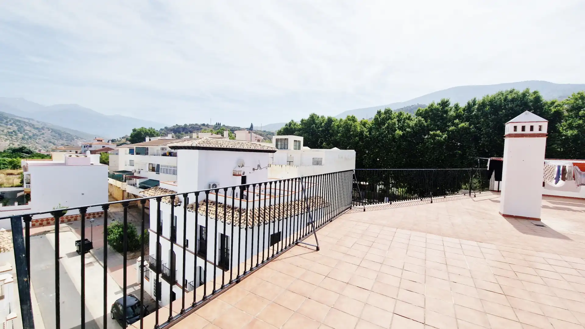 Vista exterior de Apartament en venda en Vélez de Benaudalla amb Aire condicionat, Calefacció i Balcó