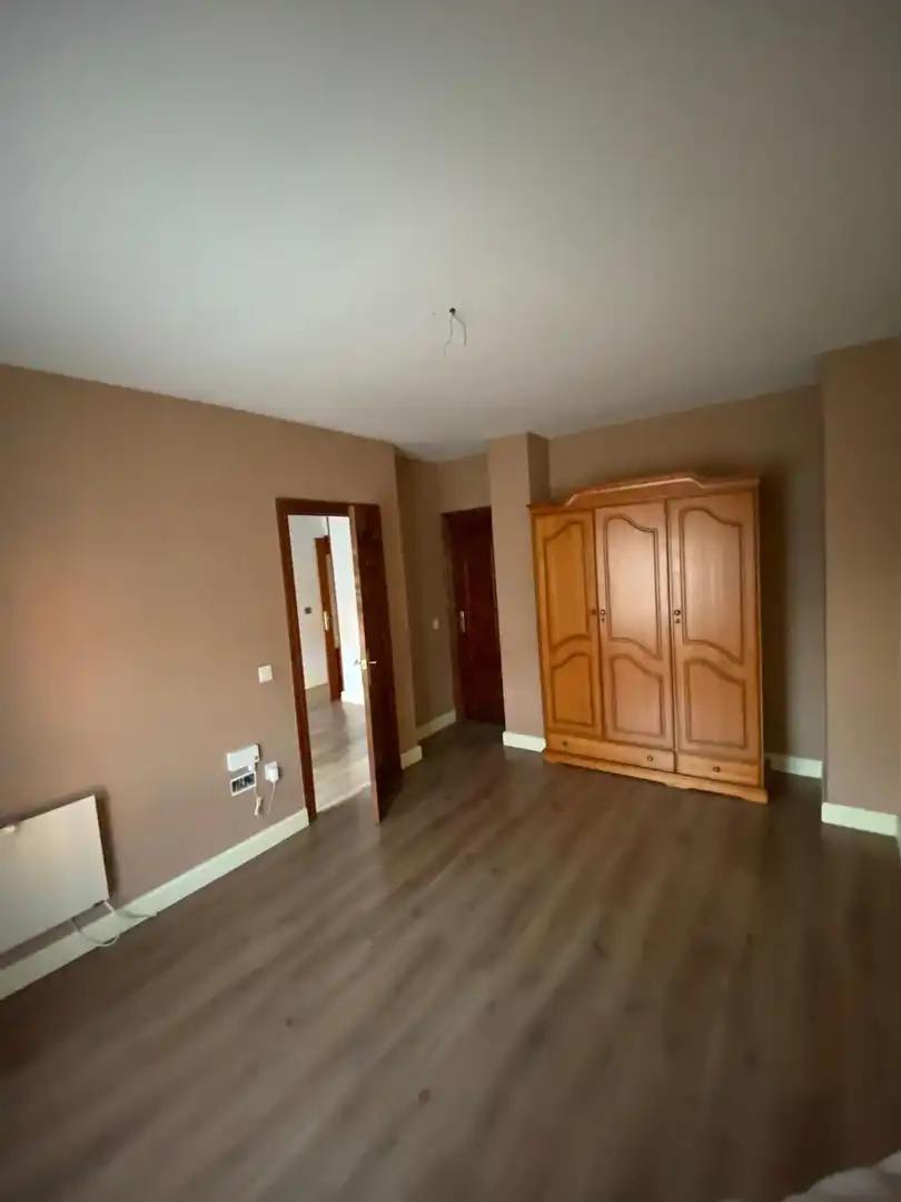 Habitación de Piso en venta en Guarromán con Calefacción