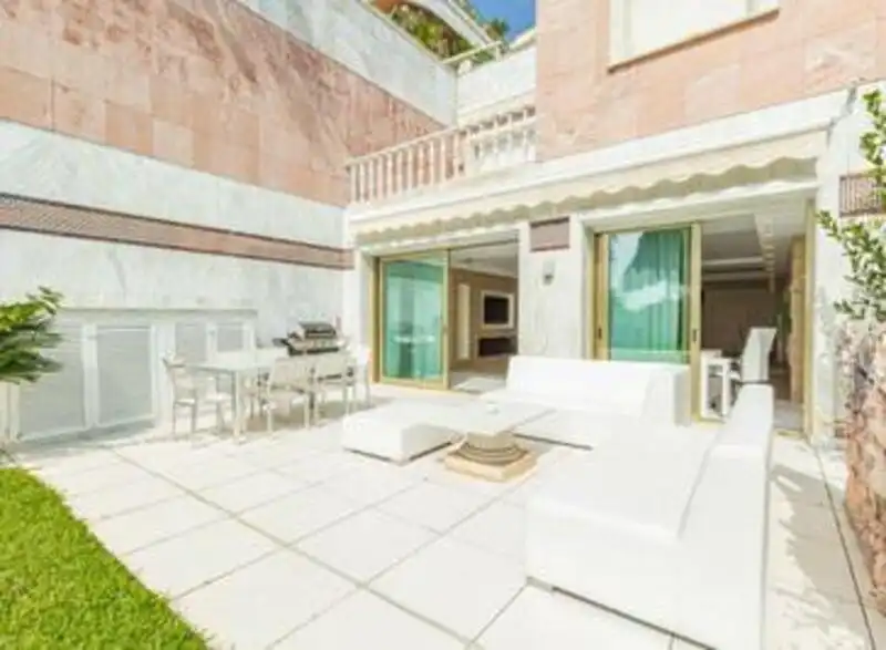 Wohnung mit Terrasse zur Miete in Nueva Andalucía, imagen 2
