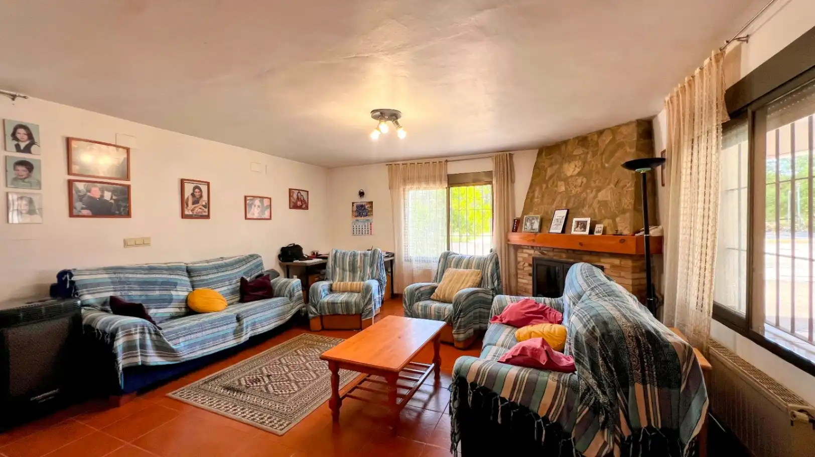 Sala de estar de Finca rústica en venta en Dénia con Calefacción, Terraza y Piscina