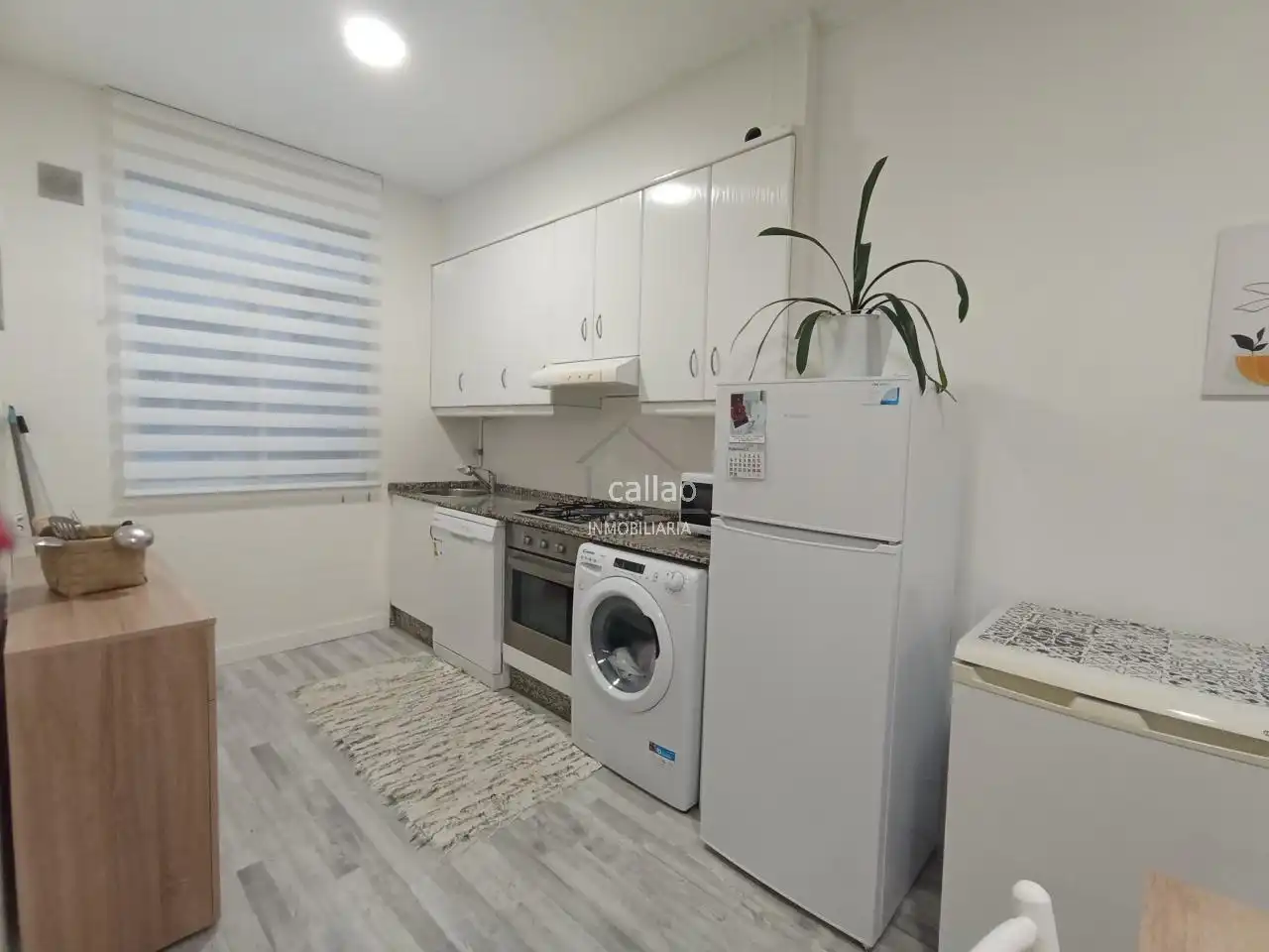 Kitchen of Apartments for rent in Ferrol  with Heating and Furnished